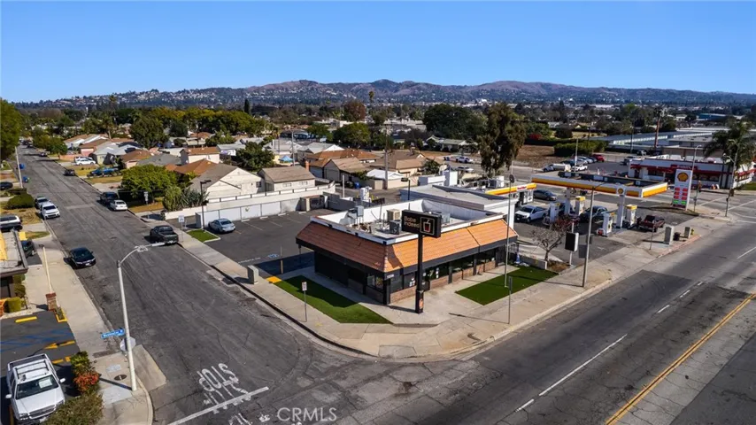 11339 Washington Boulevard, Whittier, California 90606