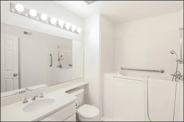23 Tulip Place, Aliso Viejo, California 92656