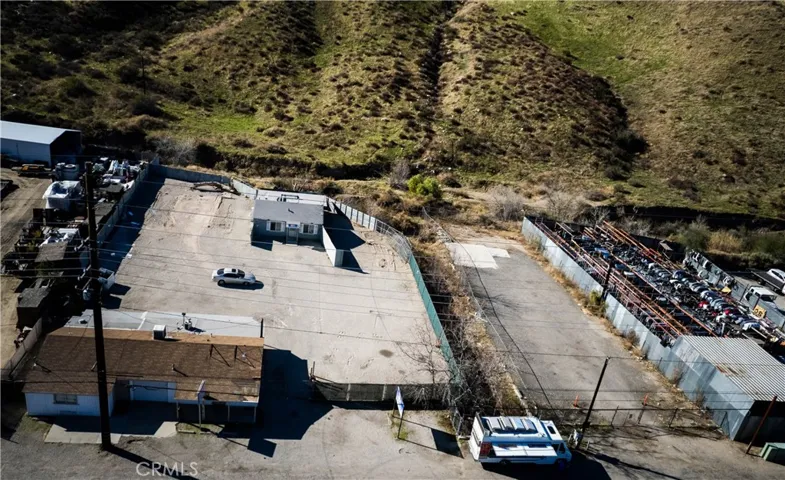 17007 Sierra Hwy, Canyon Country, California 91351