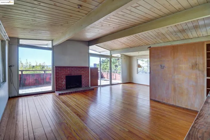 41 Hemlock Ln, Oakland, California 94611