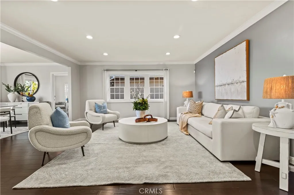 5386 Harter Lane, La Canada Flintridge, California 91011 home-pic-8