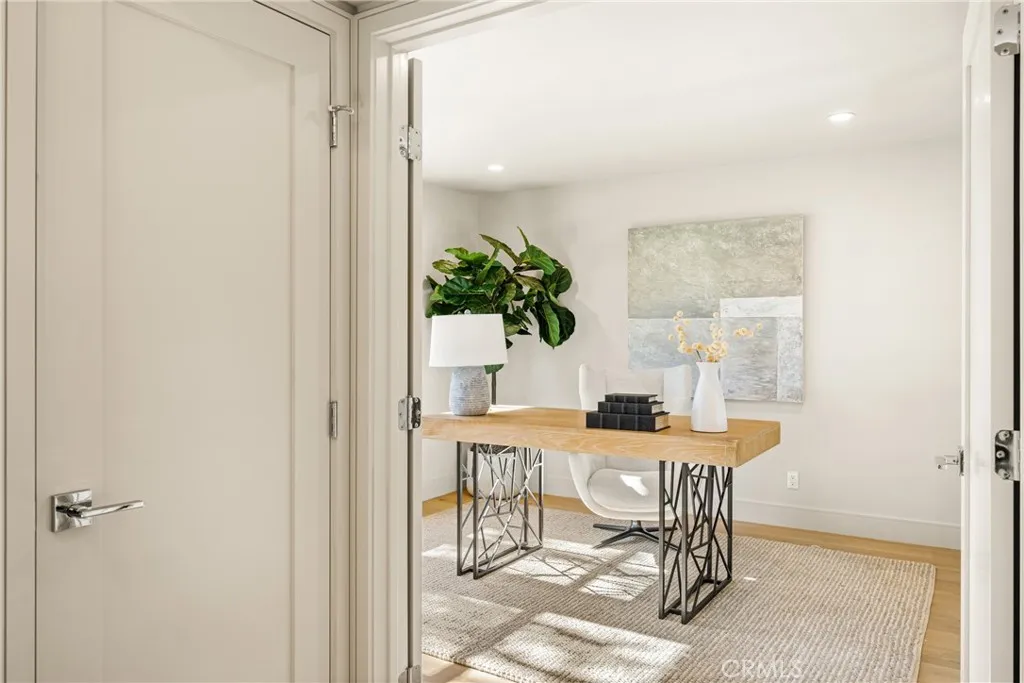 11 Thunder Trail 6, Irvine, California 92614 home-pic-39