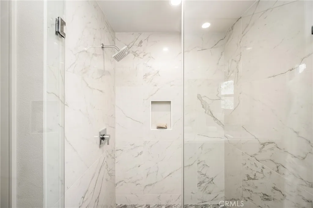 11 Thunder Trail 6, Irvine, California 92614 home-pic-55