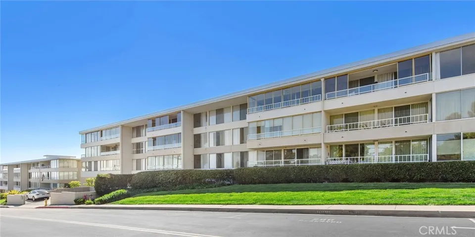 32709 Seagate Drive 108, Rancho Palos Verdes, California 90275