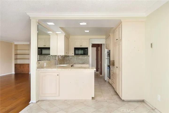 32709 Seagate Drive 108, Rancho Palos Verdes, California 90275