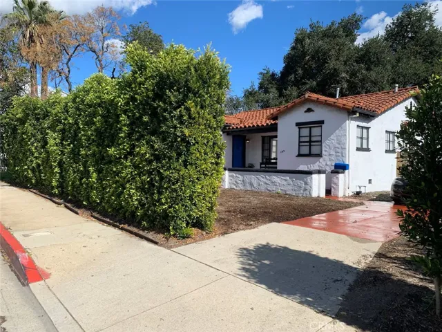 1574 N Orange Grove Avenue, Pomona, California 91767