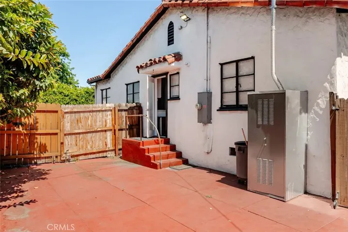 1574 N Orange Grove Avenue, Pomona, California 91767
