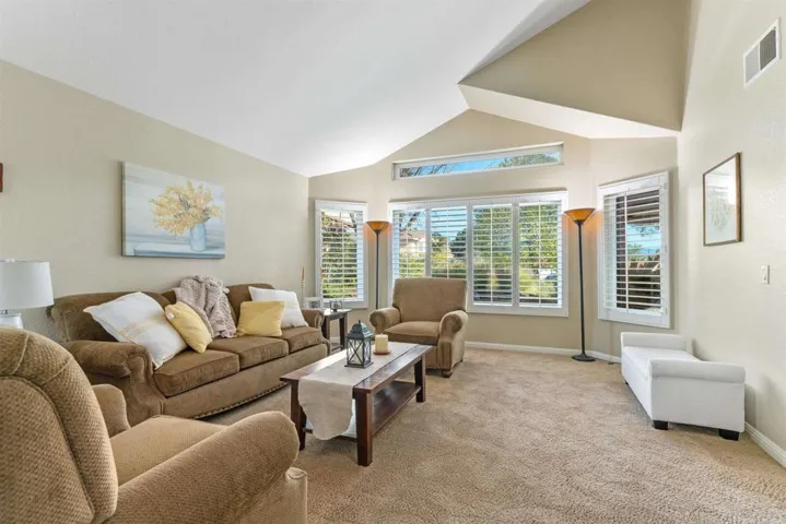 3081 Westbridge Gln, Escondido, California 92029