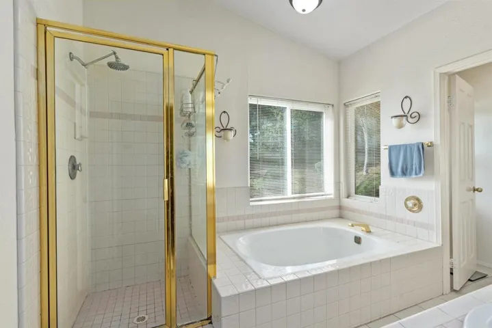 3081 Westbridge Gln, Escondido, California 92029