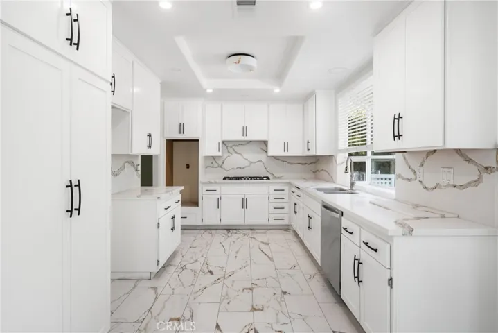 5590 Candleberry Lane, Yorba Linda, California 92887