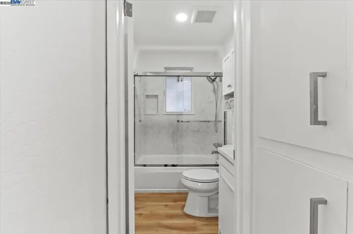 Fully Remodeled upstairs  bathroom,