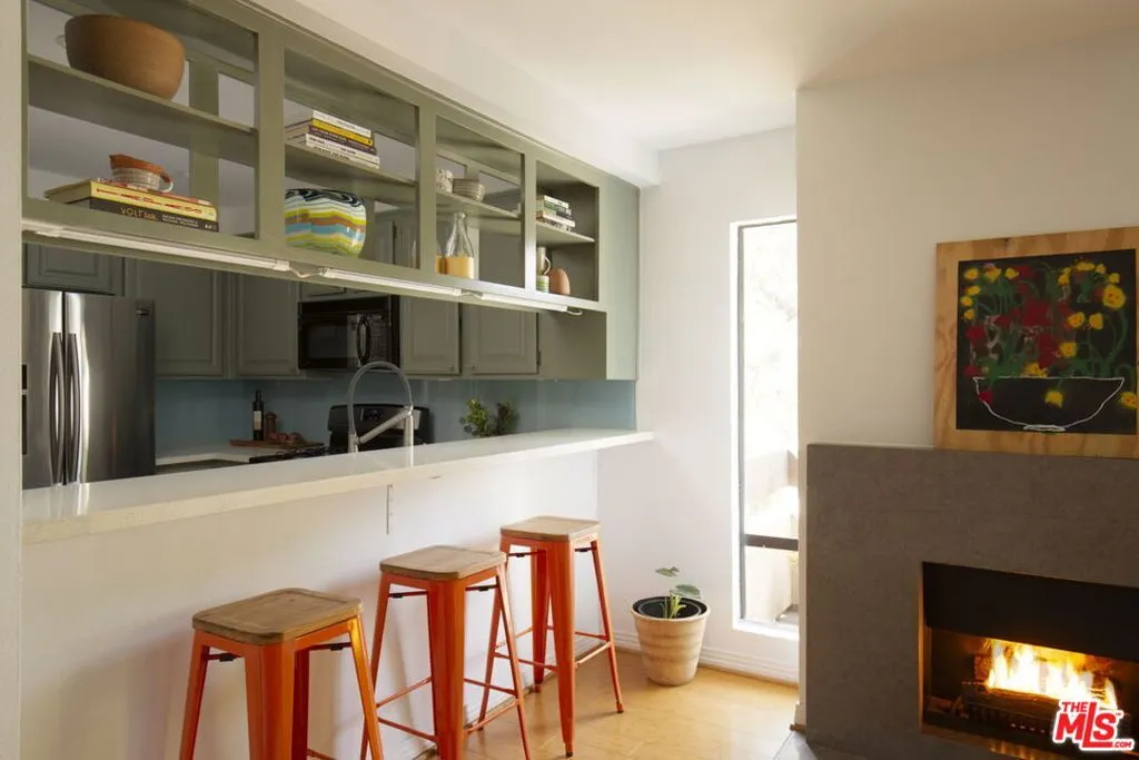 950 N Kings Road 208, West Hollywood, California 90069 home-pic-17