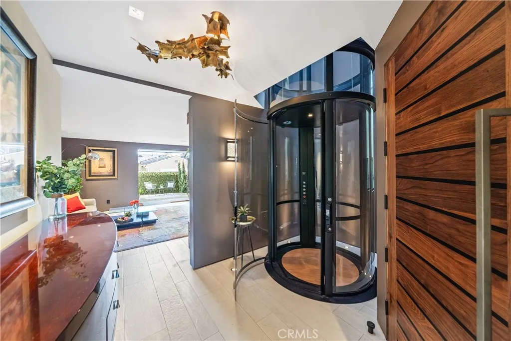 5429 5431 E The Toledo, Long Beach, California 90803 home-pic-23