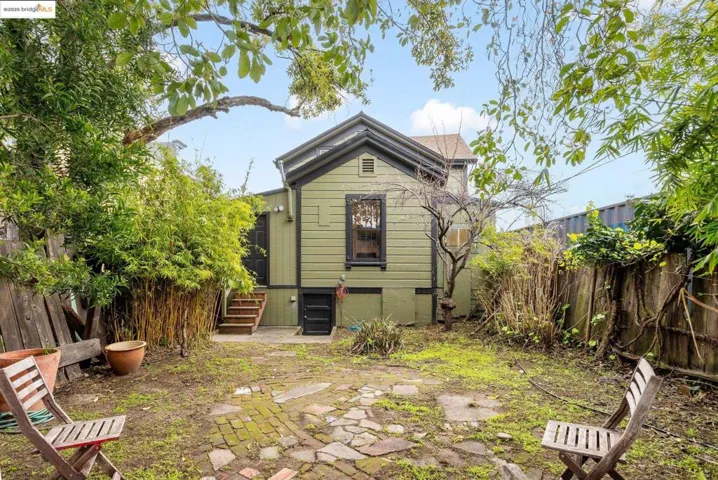 719 Chester St, Oakland, California 94607