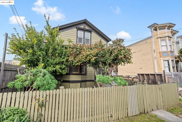 719 Chester St, Oakland, California 94607