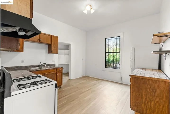 719 Chester St, Oakland, California 94607