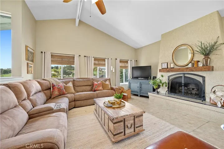 250 Stagecoach Road, Arroyo Grande, California 93420