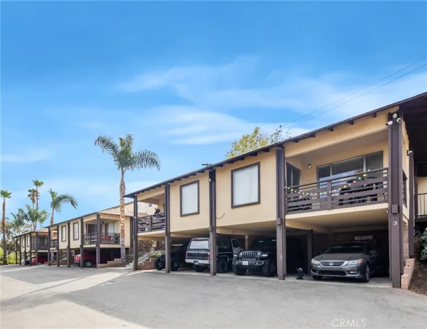 3060 Panorama Road, Riverside, California 92506