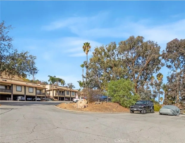 3060 Panorama Road, Riverside, California 92506