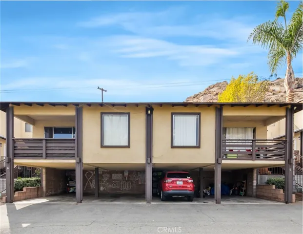 3060 Panorama Road, Riverside, California 92506