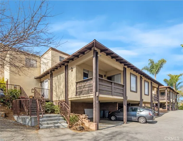 3060 Panorama Road, Riverside, California 92506