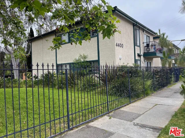 4400 W Washington Boulevard, Los Angeles, California 90016