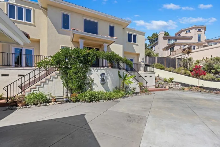 2851 Eugene Ter, Castro Valley, California 94546