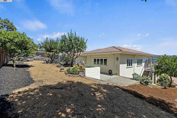 2851 Eugene Ter, Castro Valley, California 94546