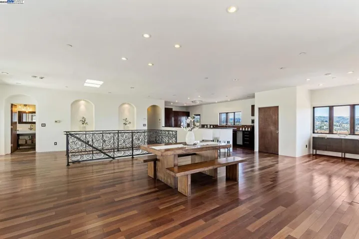 2851 Eugene Ter, Castro Valley, California 94546