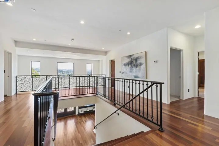 2851 Eugene Ter, Castro Valley, California 94546