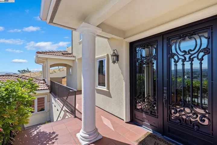 2851 Eugene Ter, Castro Valley, California 94546