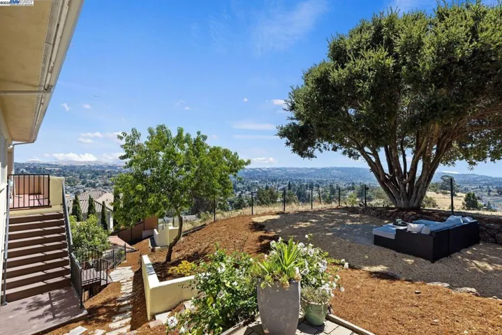 2851 Eugene Ter, Castro Valley, California 94546