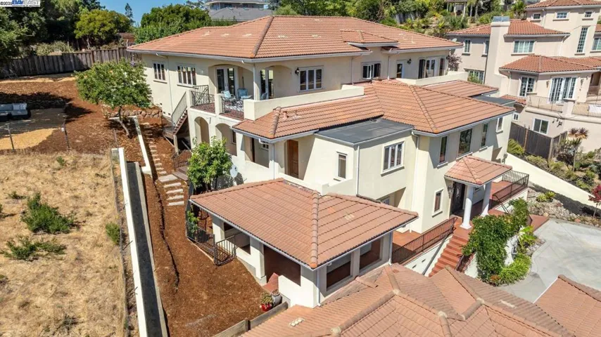 2851 Eugene Ter, Castro Valley, California 94546