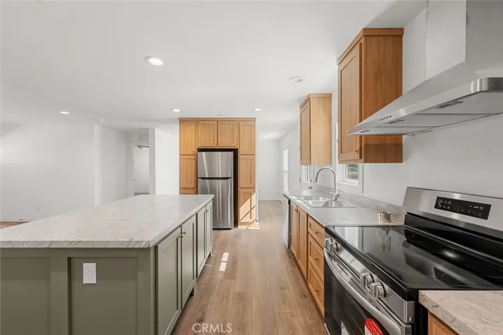 27987 Ellis Avenue, Menifee, California 92585
