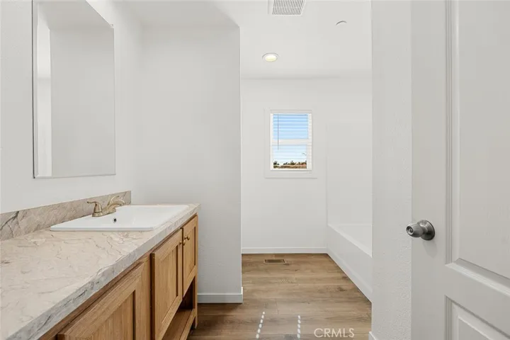 27987 Ellis Avenue, Menifee, California 92585