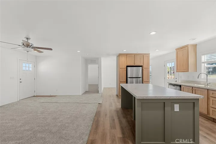 27987 Ellis Avenue, Menifee, California 92585