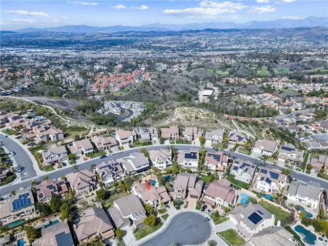 2480 Highwood Road N, Orange, California 92867