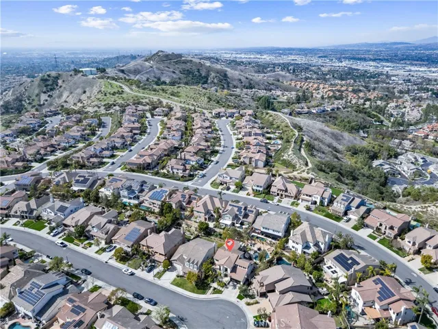2480 Highwood Road N, Orange, California 92867