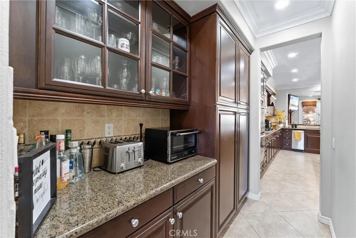 2480 Highwood Road N, Orange, California 92867