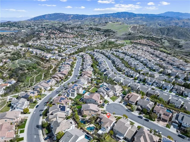 2480 Highwood Road N, Orange, California 92867