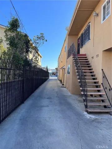 4367 W 142nd Street, Hawthorne, California 90250