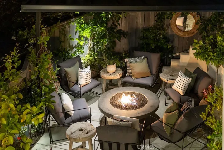 680 Temple Hills Drive, Laguna Beach, California 92651