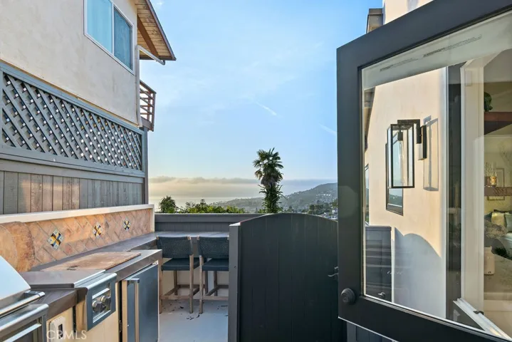680 Temple Hills Drive, Laguna Beach, California 92651