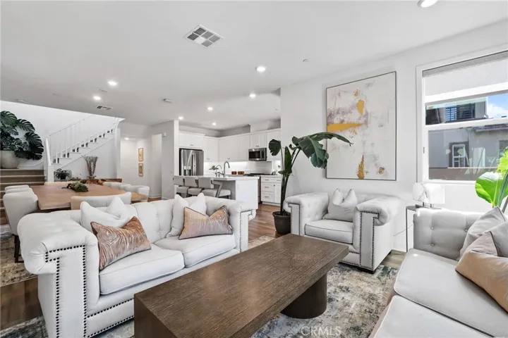 213 Denali, Lake Forest, California 92630