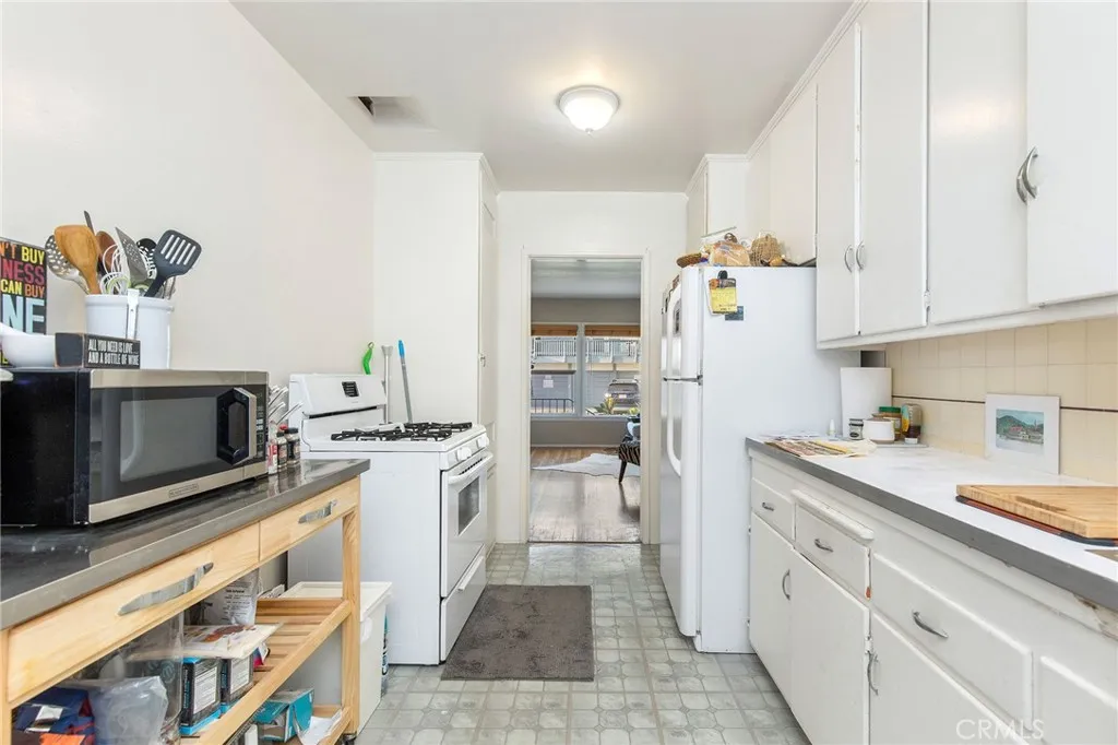 2 2nd Street, Hermosa Beach, California 90254 home-pic-40