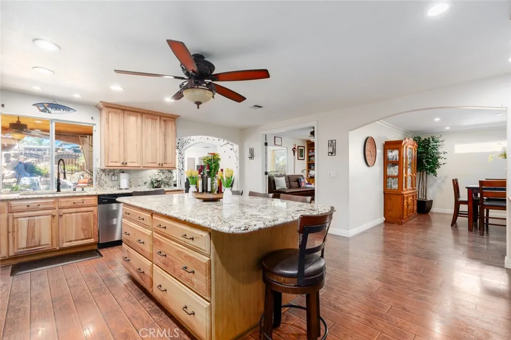 3526 State Street, Corona, California 92881 home-pic-13