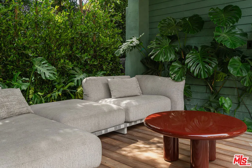 8756 Ashcroft Avenue, West Hollywood, California 90048 home-pic-8
