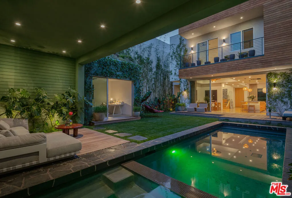 8756 Ashcroft Avenue, West Hollywood, California 90048 home-pic-18