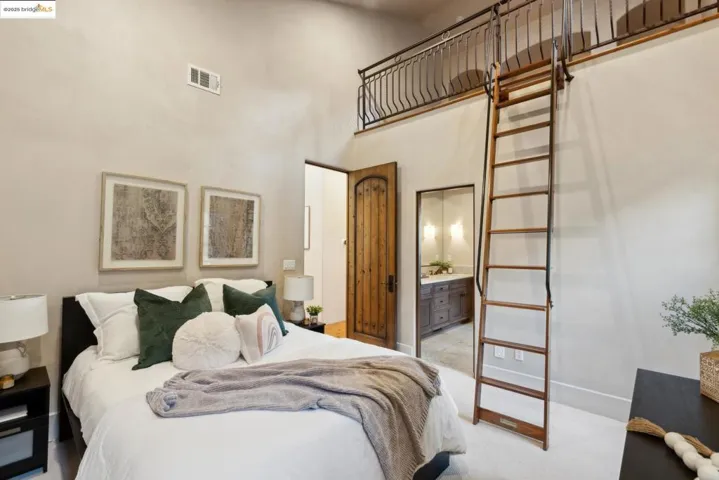 6 Perth Pl, Berkeley, California 94705
