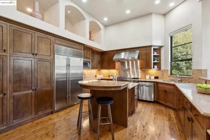 6 Perth Pl, Berkeley, California 94705